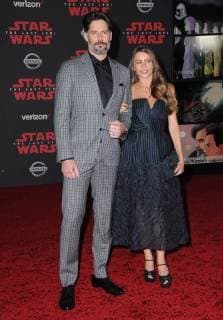 December 9, 2017 - Los Angeles, CA, U.S. - 09 December 2017 - Los Angeles, California - Joe Manganiello, Sofia Vergara. Premiere Of Disney Pictures And Lucasfilm s Star Wars: The Last Jedi held at The Shrine Auditorium in Los Angeles Photo Credit: AdMedia Los Angeles U.S. - ZUMAa123 20171209_zaa_a123_128 Copyright: xBirdiexThompsonx
