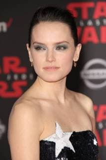 Daisy Ridley at the World Premiere of Lucasfilm s Star Wars: The Last Jedi held at the Shrine Auditorium in Los Angeles, CA, December 9, 2017.  Copyright: xJosephxMartinezx 33492_119JM