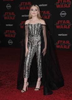 December 9, 2017 - Los Angeles, CA, U.S. - 09 December 2017 - Los Angeles, California - Meg Donnelly. Premiere Of Disney Pictures And Lucasfilm s Star Wars: The Last Jedi held at The Shrine Auditorium in Los Angeles Photo Credit: AdMedia Los Angeles U.S. - ZUMAa123 20171209_zaa_a123_172 Copyright: xBirdiexThompsonx