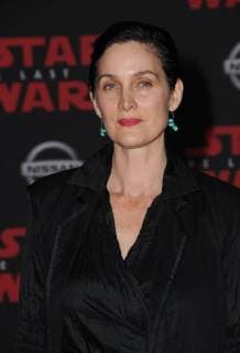 December 9, 2017 - Los Angeles, CA, U.S. - 09 December 2017 - Los Angeles, California - Carrie Anne Moss. Premiere Of Disney Pictures And Lucasfilm s Star Wars: The Last Jedi held at The Shrine Auditorium in Los Angeles Photo Credit: AdMedia Los Angeles U.S. - ZUMAa123 20171209_zaa_a123_239 Copyright: xBirdiexThompsonx