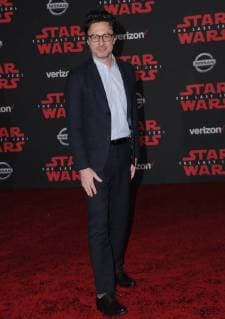 December 9, 2017 - Los Angeles, CA, U.S. - 09 December 2017 - Los Angeles, California - Zach Braff. Premiere Of Disney Pictures And Lucasfilm s Star Wars: The Last Jedi held at The Shrine Auditorium in Los Angeles Photo Credit: AdMedia Los Angeles U.S. - ZUMAa123 20171209_zaa_a123_254 Copyright: xBirdiexThompsonx