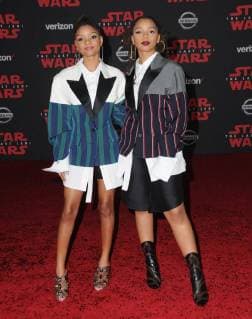 December 9, 2017 - Los Angeles, CA, U.S. - 09 December 2017 - Los Angeles, California - Halle Bailey, Chole Bailey. Premiere Of Disney Pictures And Lucasfilm s Star Wars: The Last Jedi held at The Shrine Auditorium in Los Angeles Photo Credit: AdMedia Los Angeles U.S. - ZUMAa123 20171209_zaa_a123_275 Copyright: xBirdiexThompsonx