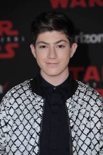 December 9, 2017 - Los Angeles, CA, U.S. - 09 December 2017 - Los Angeles, California - Mason Cook. Premiere Of Disney Pictures And Lucasfilm s Star Wars: The Last Jedi held at The Shrine Auditorium in Los Angeles Photo Credit: AdMedia Los Angeles U.S. - ZUMAa123 20171209_zaa_a123_296 Copyright: xBirdiexThompsonx