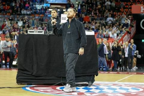 Saenger Bausa, Feat. Bausa + Patrice, FC Bayern Basketball vs. MHP RIESEN Ludwigsburg, Basketball, BBL, 09.12.2017 Muenchen Bayern Deutschland