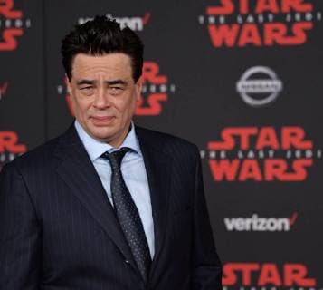 Cast member Benicio del Toro attends the premiere of the sci-fi motion picture fantasy Star Wars: The Last Jedi at the Shrine Auditorium in Los Angeles on December 9, 2017. Storyline: Having taken her first steps into the Jedi world, Rey joins Luke Skywalker on an adventure with Leia, Finn and Poe that unlocks mysteries of the Force and secrets of the past.  LAP2017120929 JIMxRUYMEN