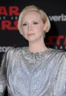 Premiere Of Disney Pictures And Lucasfilm s Star Wars: The Last Jedi a Los Angeles. 09 December 2017 - Los Angeles, California - Gwendoline Christie. Premiere Of Disney Pictures And Lucasfilm s Star Wars: The Last Jedi held at The Shrine Auditorium in Los Angeles Photo Credit: Birdie Thompson AdMedia 222910 2017-12-09 CA Los Angeles Etats-Unis  Copyright: xAdMediax STAR_222910_016