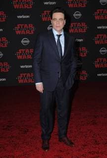 Premiere Of Disney Pictures And Lucasfilm s Star Wars: The Last Jedi a Los Angeles. 09 December 2017 - Los Angeles, California - Benicio Del Toro. Premiere Of Disney Pictures And Lucasfilm s Star Wars: The Last Jedi held at The Shrine Auditorium in Los Angeles Photo Credit: Birdie Thompson AdMedia 222910 2017-12-09 CA Los Angeles Etats-Unis  Copyright: xAdMediax STAR_222910_021