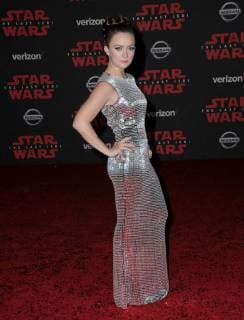 Premiere Of Disney Pictures And Lucasfilm s Star Wars: The Last Jedi a Los Angeles. 09 December 2017 - Los Angeles, California - Billie Lourd. Premiere Of Disney Pictures And Lucasfilm s Star Wars: The Last Jedi held at The Shrine Auditorium in Los Angeles Photo Credit: Birdie Thompson AdMedia 222910 2017-12-09 CA Los Angeles Etats-Unis  Copyright: xAdMediax STAR_222910_024