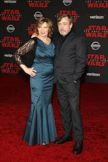 Mark Hamill und seine Ehefrau Marilou Hamill bei der Star Wars: The Last Jedi Film Premiere am 9.12.2017 in Los Angeles Star Wars: The Last Jedi World Premiere in Los Angeles, 2017
