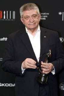 Alexander Sokurov Alexander Sokurow mit dem Preis für sein Lebenswerk bei der Verleihung des 30. Europäischen Filmpreises 2017 im Haus der Berliner Festspiele. Berlin, 09.12.2017