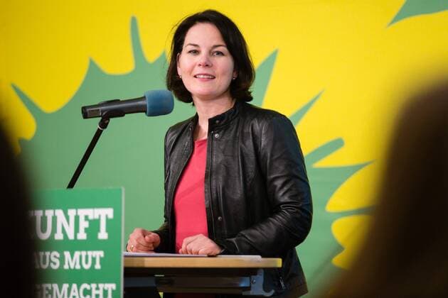 Landesmitgliederversammlung Der Gruenen Buendnis 90 Politik: Hamburger Landesmitgliederversammlung Der Gruenen Buendnis 90 am 9. Dezember 2017, Parteitag, LMV, Versammlung, Mitgliederversammlung, Annalena Baerbock,