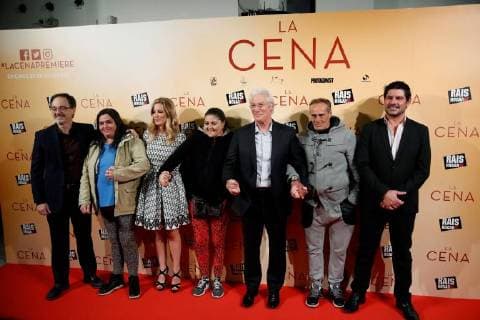US actor Richard Gere (3R) and his partner Alejandra Silva (3L) pose on the red carpet as he arrives for the premiere of the film The dinner in Madrid, Spain, 11 December 2017. Premiere of The Dinner !ACHTUNG: NUR REDAKTIONELLE NUTZUNG!  Copyright: xJuanJoxMartínx GRAF1032 20171211-636486277501128610