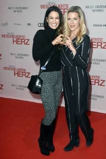Anna Lena Class und Nele Kiper bei der Premiere des Kinofilms Dieses bescheuerte Herz im Mathäser Filmpalast. München, 11.12.2017