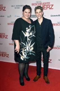 Nadine Wrietz und Philip Noah Schwarz bei der Premiere des Kinofilms Dieses bescheuerte Herz im Mathäser Filmpalast. München, 11.12.2017
