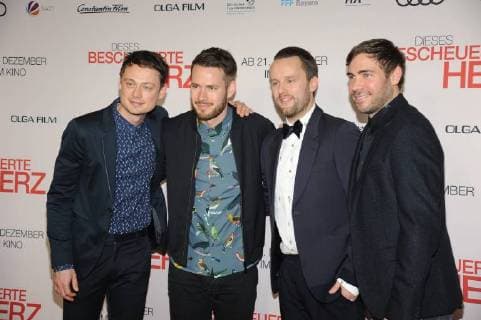 Musikerband Revolverheld mit Frontsaenger Johannes Strate Special Screening zur Premiere von dieses bescheuerte Herz, nach einer wahren Geschichte im Kino Zoo Palast in Berlinam 12.12.2017