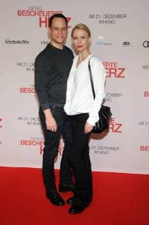 Vinzenz Kiefer mit Ehefrau Masha Tokareva Special Screening zur Premiere von dieses bescheuerte Herz, nach einer wahren Geschichte im Kino Zoo Palast in Berlinam 12.12.2017
