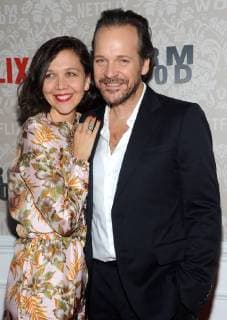 Bilder des Tages NEW YORK, NY - DECEMBER 12: Maggie Gyllenhaal and Peter Sarsgaard attend the Wormwood New York premiere at The Campbell on December 12, 2017 in New York City. Copyright: xJohnxPalmerx