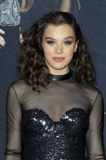 LOS ANGELES - DEC 12: Hailee Steinfeld at the Pitch Perfect 3 Premiere at the Dolby Theater on December 12, 2017 in Los Angeles, CA  Copyright: xHPAx xIPAx xHutchinsxPhotox