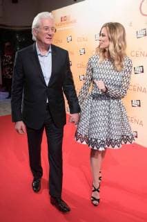 Richard Gere, der Schauspieler mit seiner Freundin Alejandra Silva bei der The Dinner Film Premiere am 12.12.2017 in Madrid The Dinner Filmpremiere mit Richard Gere in Madrid, 2017