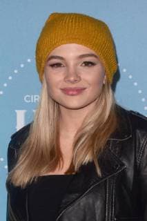 LOS ANGELES - DEC 12: Natalie Alyn Lind at the Cirque du Soleil Presents LA Premiere Event Of Luzia at the Dodger Stadium on December 12, 2017 in Los Angeles, CA  Copyright: xHPAx xIPAx xHutchinsxPhotox
