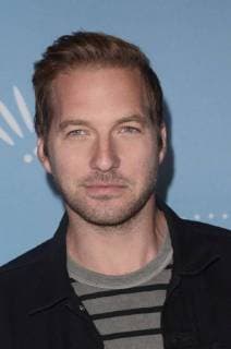 LOS ANGELES - DEC 12: Ryan Hansen at the Cirque du Soleil Presents LA Premiere Event Of Luzia at the Dodger Stadium on December 12, 2017 in Los Angeles, CA  Copyright: xHPAx xIPAx xHutchinsxPhotox