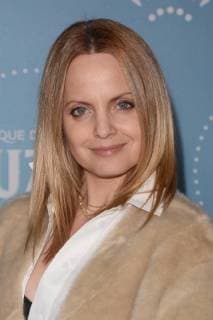 LOS ANGELES - DEC 12: Mena Suvari at the Cirque du Soleil Presents LA Premiere Event Of Luzia at the Dodger Stadium on December 12, 2017 in Los Angeles, CA  Copyright: xHPAx xIPAx xHutchinsxPhotox