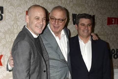 Peter Friedlander, Errol Morris und Adam Del Deo bei der Premiere der Netflix-Serie Wormwood im The Campbell. New York, 12.12.2017