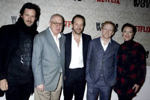 Christian Camargo, Errol Morris, Peter Sarsgaard, Scott Shepherd und Molly Parker bei der Premiere der Netflix-Serie Wormwood im The Campbell. New York, 12.12.2017
