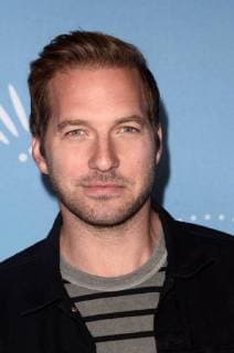 LOS ANGELES, CA - DECEMBER 12: Ryan Hansen at Cirque du Soleil s Los Angeles premiere event of Luzia at Dodger Stadium on December 12, 2017 in Los Angeles, California. Copyright: xDavidxEdwardsx