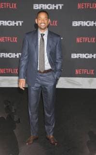 December 13, 2017 - Los Angeles, California, United States - December 13th 2017 - Los Angeles, California USA - Actor WILL SMITH at Bright Premiere held at the Regency Theater Village, Westwood, CA. Los Angeles United States - ZUMAf05_ 20171213_zaf_f05_084 Copyright: xPaulxFentonx