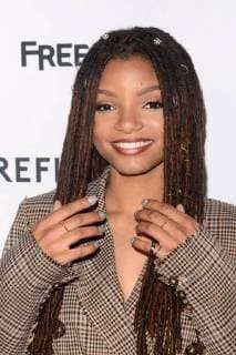 LOS ANGELES - DEC 13: Halle Bailey at the Grown-ish Premiere Screening at the Lure Nightclub on December 13, 2017 in Hollywood, CA  Copyright: xHPAx xIPAx xHutchinsxPhotox