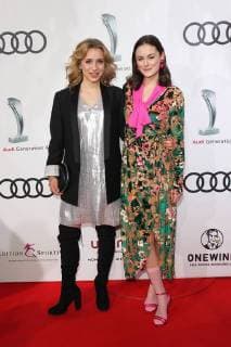Anna Lena Klenke, Lea van Acken, Audi Generation Award 2017 im Hotel Bayerischer Hof in Muenchen am 13.12.2017