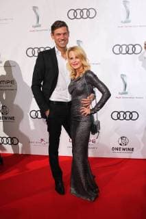 Sonja Kiefer mit Freund Cedric Schwarz, Audi Generation Award 2017 im Hotel Bayerischer Hof in Muenchen am 13.12.2017