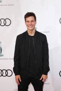 Wincent Weiss, Audi Generation Award 2017 im Hotel Bayerischer Hof in Muenchen am 13.12.2017