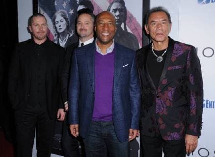 December 14, 2017 - Beverly Hills, CA, U.S. - 14 December 2017 - Beverly Hills, California - Christian Bale, Scott Cooper, Byron Allen, Wes Studi. Hostiles Los Angeles Premiere held at Samuel Goldwyn Theater in Beverly Hills. Photo Credit: AdMedia Beverly Hills U.S. - ZUMAa123 20171214_zaa_a123_045 Copyright: xBirdiexThompsonx