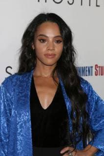 LOS ANGELES - DEC 14: Bianca Lawson at the Hostiles Premiere at Samuel Goldwyn Theater, The Academy of Motion Picture Arts and Sciences on December 14, 2017 in Beverly Hills, CA  Copyright: xKathyxHutchinsx xIPAx xHutchinsxPhotox