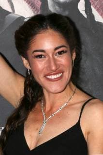 LOS ANGELES - DEC 14: Q orianka Kilcher at the Hostiles Premiere at Samuel Goldwyn Theater, The Academy of Motion Picture Arts and Sciences on December 14, 2017 in Beverly Hills, CA  Copyright: xKathyxHutchinsx xIPAx xHutchinsxPhotox