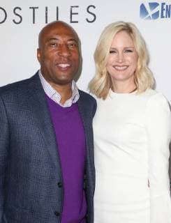 BEVERLY HILLS, CA - DECEMBER 14: Byron Allen, Jennifer Allen, at Premiere Of Entertainment Studios Motion Pictures Hostiles at Samuel Goldwyn Theater, In Beverly Hills, California on December 14, 2017. Copyright: xFayexSadoux