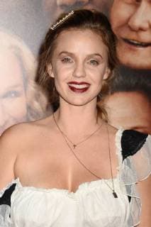 Kelli Garner bei der Father Figures Film Premiere am 13.12.2017 in Los Angeles Father Figures Film Premiere in Hollywood, Los Angeles, 2017