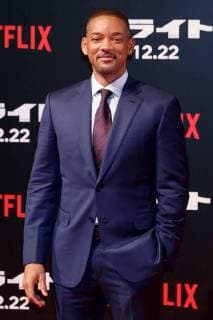 Will Smith poses for the cameras during the Japan premiere for his movie Bright on December 19, 2017, Tokyo, Japan. Smith, alongside actress Noomi Rapace, Joel Edgerton and director David Ayer, received a warm welcome from the Japanese fans at the event. The film will be released globally on Netflix on December 22.  (gxta_brightjp004)