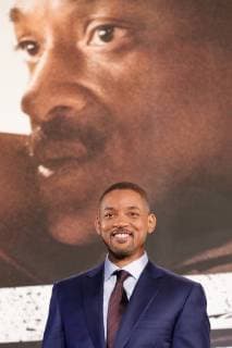 Will Smith attends the Japan premiere for his movie Bright on December 19, 2017, Tokyo, Japan. Smith, alongside actress Noomi Rapace, Joel Edgerton and director David Ayer, received a warm welcome from the Japanese fans at the event. The film will be released globally on Netflix on December 22.  (gxta_brightjp008)