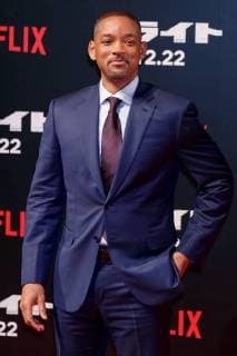 Will Smith poses for the cameras during the Japan premiere for his movie Bright on December 19, 2017, Tokyo, Japan. Smith, alongside actress Noomi Rapace, Joel Edgerton and director David Ayer, received a warm welcome from the Japanese fans at the event. The film will be released globally on Netflix on December 22. (gxta_brightjp035)