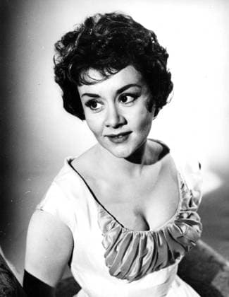 Joan Plowright, 31-year-old actress from Scunthorpe, Lincolnshire, and who is currently appearing with Sir Laurence Olivier in Rhinoceros at the Royal Court Theatre, London. Vivian Leigh, wife of Sir Laurence made the following statement in New York yesterday, lady Olivier wishes to say that Sir Laurence has asked for a divorce in order to marry Miss Joan Plowright. She will naturally do whatever he wishes . 23 May 1960, London United Kingdom England Copyright: Topfoto  !ACHTUNG AUFNAHMEDATUM GESCHÄTZT! UnitedArchives1344725