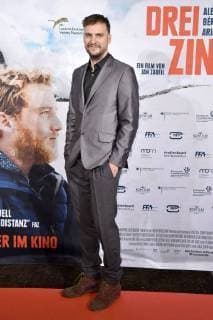 Jan Zabeil bei der Premiere des Kinofilms Drei Zinnen Three Peaks im Kino International. Berlin, 20.12.2017