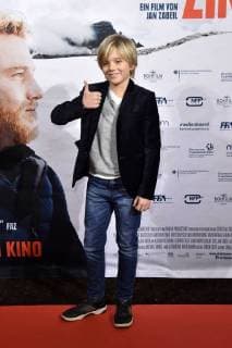 Arian Montgomery bei der Premiere des Kinofilms Drei Zinnen Three Peaks im Kino International. Berlin, 20.12.2017