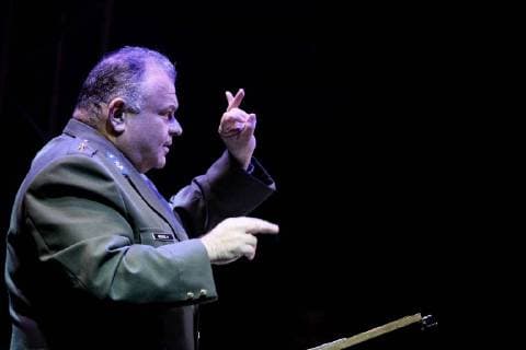 December 28, 2017 - Athens, Greece - Bandmaster seen during the Christmas concert of Big Band of Greek Army on Syntagma Square. Athens Greece - ZUMAs197 20171228_zaa_s197_027 Copyright: xGiorgosxZachosx