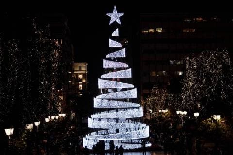 December 28, 2017 - Athens, Greece - A LED chrismas tree seen at Syntagma Square during the Christmas concert of Big Band of Greek Army on Syntagma Square. Athens Greece - ZUMAs197 20171228_zaa_s197_013 Copyright: xGiorgosxZachosx