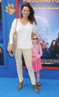 January 6, 2018 - Los Angeles, California, United States - January 6th 2018 - Los Angeles, California USA - Actress ALEX MENESES daughter at Paddington 2 Premiere held at the Regency Village Theater, Westwood, CA. Los Angeles United States - ZUMAf05_ 20180106_zaf_f05_032 Copyright: xPaulxFentonx