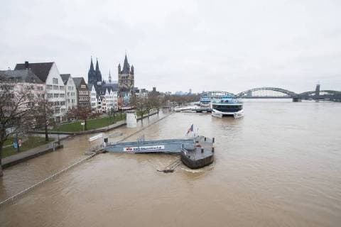 Themen der Woche Bilder des Tages Das Hochwasser des Rhein erreicht am 08. Januar 2018 in Köln den Höchststand. Hochwasser in Köln *** The flood of the Rhine reached the peak flood in Cologne on 08 January 2018 in Cologne