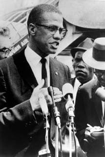 11 MAY 1963 MALCOLM X, LEADER OF THE BLACK MUSLIMS ORGANISATION, GIVES AN INTERVIEW IN WASHINGTON D.C. WHERE IS SETTING UP A HEADQUARTERS. U.S.A., Washington D.c. United States Copyright: Topfoto  UnitedArchivesIPU456366